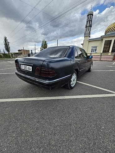 кирг шёлк: Mercedes-Benz E-Class: 1996 г., 2 л, Кол менен иштөөчү, Газ, Седан — 4