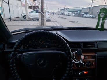 битый мерс: Mercedes-Benz E-Class: 1994 г., 3.2 л, Автомат, Бензин, Седан — 4