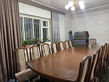small table: Большой обеденный комплект для гостиной/столовой: - Стол овальной — 1