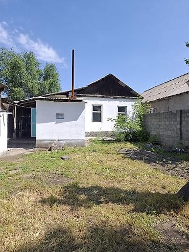 Продаётся дом. КИРКОМСТРОМ 5 комнат, 90кв.м. участок 4,5 соток есть