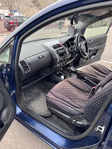 Унаа: Honda Fit: 2003 г., 1.5 л, Вариатор, Бензин, Хетчбек — 10