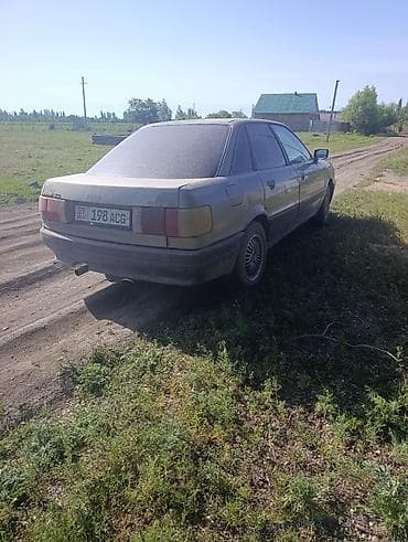авто грандеур: Audi 80: 1990 г., Механика, Седан — 4