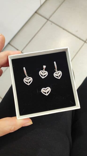 свадебные платья от производителя: Серебряный комплект Серебро 925 пробы Размеры имеются Есть — 1