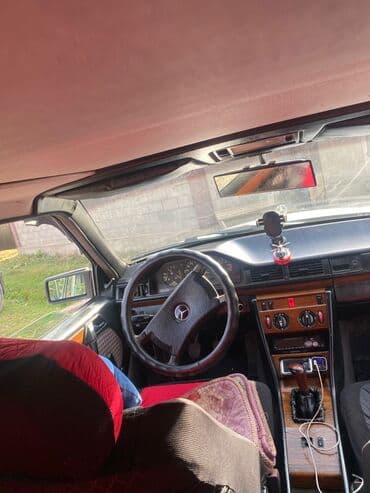 фаркоп на венту: Mercedes-Benz E-Class: 1992 г., 3 л, Седан — 5