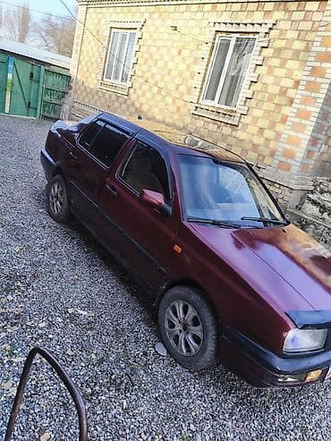 диски на авто бу: Volkswagen Vento: 1992 г., 1.8 л, Ручные, Бензин, Седан — 6