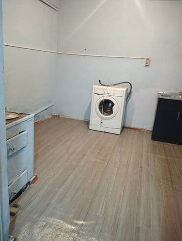 меркит курулуш: Үй, 58 м², 4 бөлмө, Менчик ээси, Косметикалык оңдоо — 2