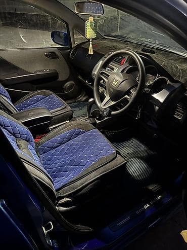 chevrolet blazer: Honda Fit: 2003 г., 1.5 л, Хэтчбэк — 6