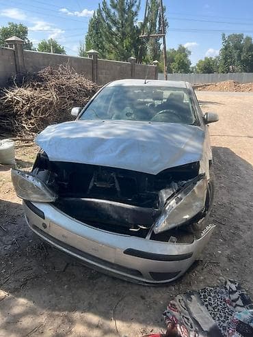Транспорт: Ford Mondeo: 2001 г., 2 л, Автомат, Бензин, Седан — 3