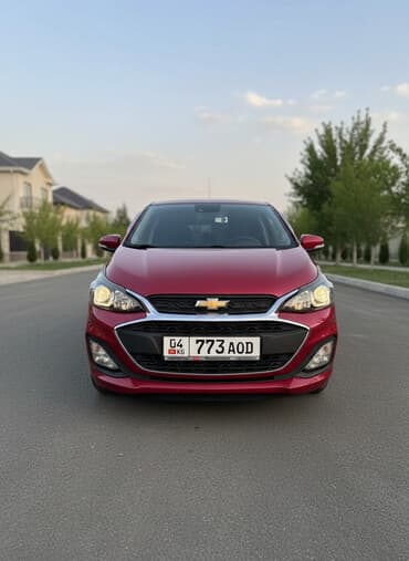 обмен авто с доплатой: Chevrolet Spark: 2018 г., 1 л, Вариатор, Бензиновая, Хэтчбэк — 2