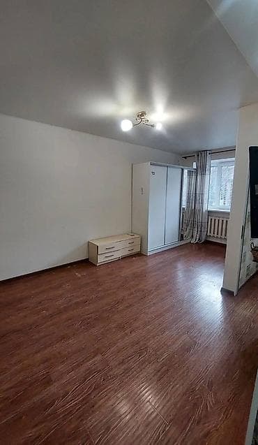 osh flat: 1 комната, 30 м², Дордой Плаза ТРЦ Хрущевка, 1 этаж, Косметический ремонт — 2