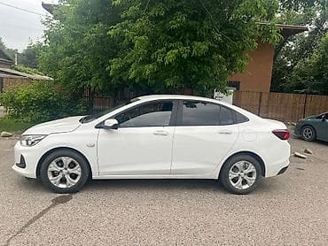 matiz diska: Chevrolet Onix: 2020 г., 1.5 л, Автомат, Бензин, Седан — 3