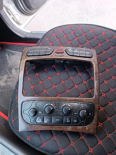 панель б3: Центральная консоль Mercedes-Benz — 1