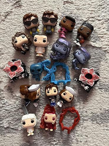 Набор мини-фигурок Funko по сериалу Stranger Things.Много различных