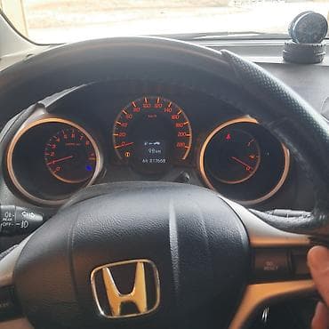 пульт на фит: Honda Jazz: 2009 г., Механика, Хэтчбэк — 2