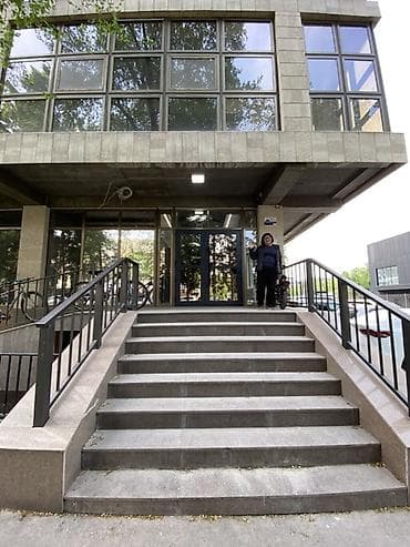 сони клуб аренда: Аренда офисов, 180 м², В бизнес центре, С отдельным входом — 2