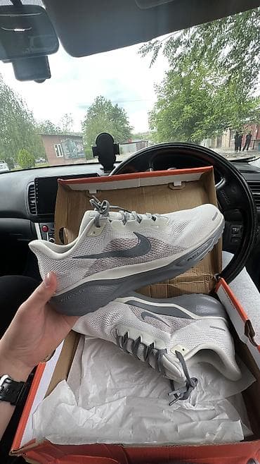 Мужские кроссовки, 44, Nike, Новый, цвет - Бежевый, Самовывоз