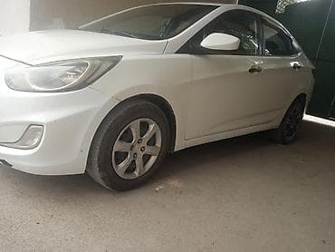 Hyundai Solaris: 2014 г., 1.6 л, Механика, Бензин — 2