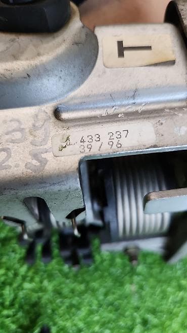 е38: Дроссельная заслонка BMW 1996 г., Б/у, Оригинал, Германия — 4