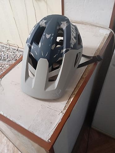 Спорт и отдых: Велосипедный шлем BAT FOX, трейл/эндуро (состояние идеальное) - — 3