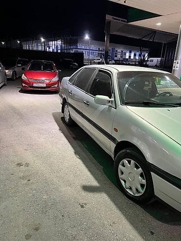 camry 5: Volkswagen Passat: 1994 г., 1.8 л, Ручные, Бензин, Седан — 2