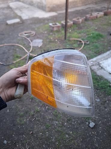 Детали ходовой части: Правый поворотник Mercedes-Benz 1995 г., Б/у, Оригинал, Германия — 1