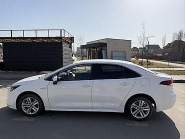 на короллу: Toyota Levin: 2023 г., Гибрид, Седан — 6