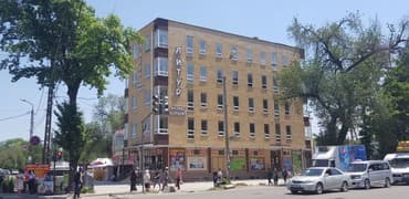 юго восток ош: Сдаётся офис 122 кв метров 5 этаж :3 комнаты, кабинет директора — 3