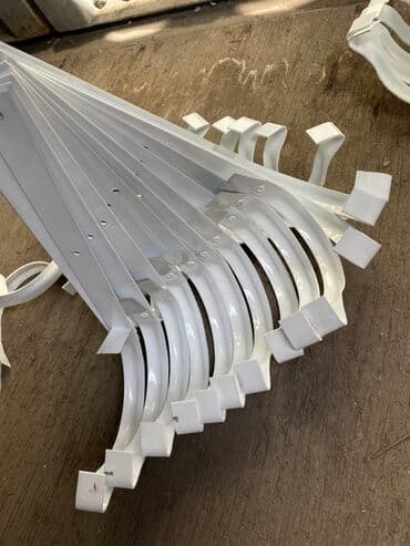 Кронштейны
Крючки
Держатели желоба