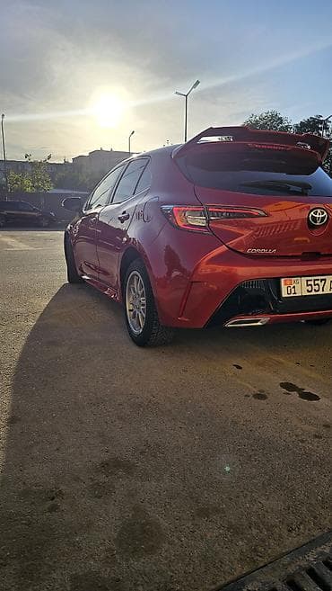 e21: Toyota Corolla: 2019 г., 2 л, Вариатор, Бензин, Хэтчбэк — 3