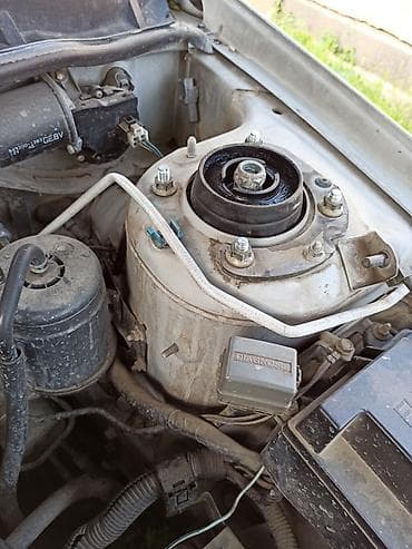 keyless go: Mazda Capella: 2000 г., 1.8 л, Автомат, Бензин, Седан — 10