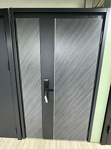 Сейфы для денег и документов: Металлические сейфовые двери — 1