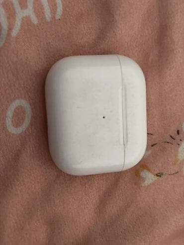 одно ухо: Беспроводные вкладыши наушники, Apple, Airpods 3 — 3