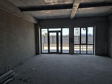 участ: Продажа магазинов В жилом доме, 58 м², Готовая ПСО (под самоотделку), Отдельный вход, 1 этаж — 6