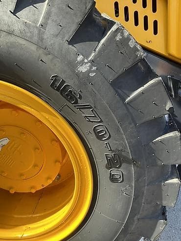 свет для видео: Погрузчик, Колесный, Ковшовый — 9