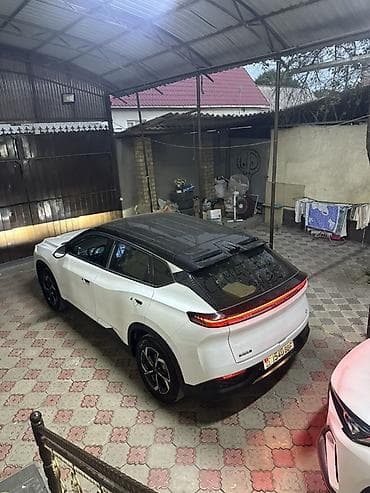 byd plus: Zeekr : | 2026 г. Кроссовер — 5