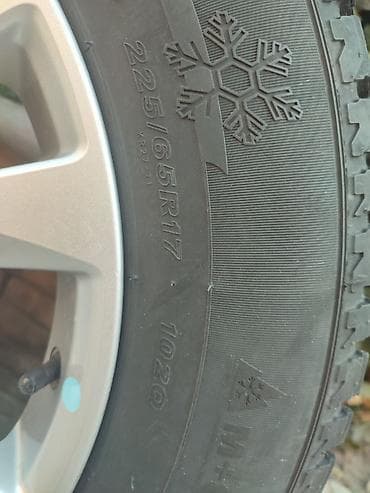 subary forester: Колеса в сборе 225 / 65 / R 17, Зима, Б/у, Комплект, Легковые, Литые, отверстий - 5 — 3