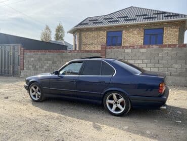BMW 5 series: 1989 г., 3 л, Механика, Бензиновая, Седан