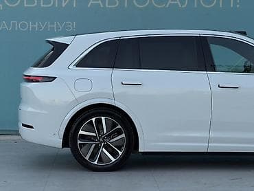 электромобиль w6: Lixiang L7: 2024 г., 1.5 л, Автомат, Электромобиль, Внедорожник — 6