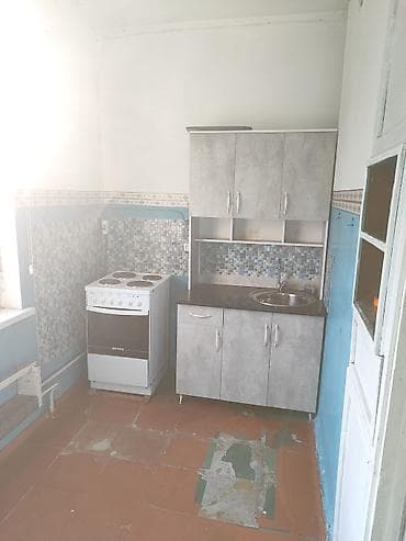 квартира 104 серии бишкек: 1 комната, 33 м², 5 этаж, Старый ремонт — 9