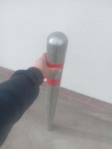 изделия из метала: 6 штук тротуарная труб/штанг цилиндрической формы.тротуарная столб — 4