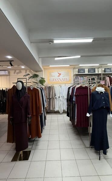 вечерний бишкек объявления куплю: Сдаю кронштейн в стильном премиальном шоуруме мусульманской одежды. • — 2