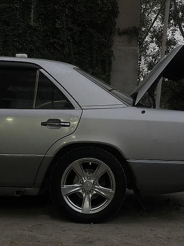 мерс 149: Mercedes-Benz W124: 1992 г., 3 л, Механика, Дизель, Седан — 4