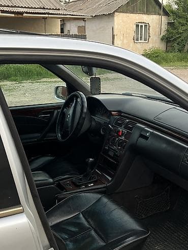 Продажа авто: Mercedes-Benz E-Class: 2000 г., 2.4 л, Механика, Газ, Седан — 9