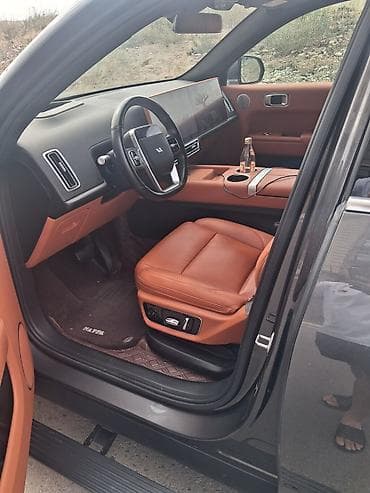 launch pro: Lixiang L7: 2023 г., 1.5 л, Гибрид, Кроссовер — 3