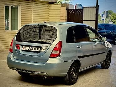 suzuki машина: Suzuki Liana: 2003 г., 1.6 л, Автомат, Бензин — 4