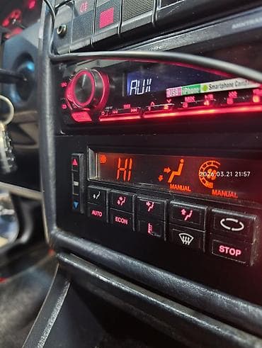 моно впрск: Audi 80: 1993 г., 2 л, Ручные, Бензин, Седан — 7