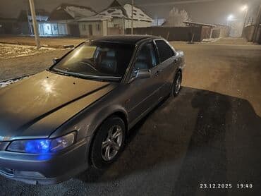 обшивки фит: Honda Accord: 1999 г., Автомат, Бензин, Седан — 10