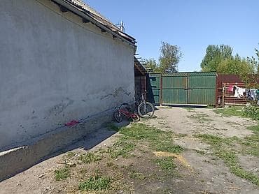 Продаётся жилой дом с участком в частном секторе. В районе карагачаева — 7