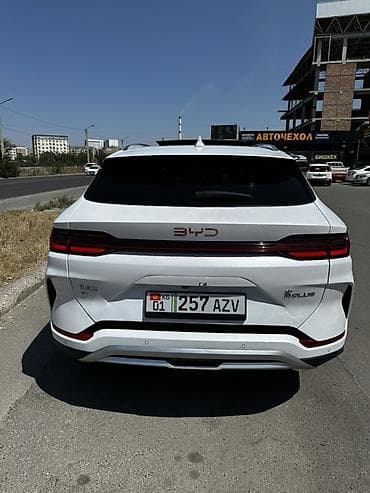 song l: BYD Song Plus: 2024 г., Электромобиль, Кроссовер — 2