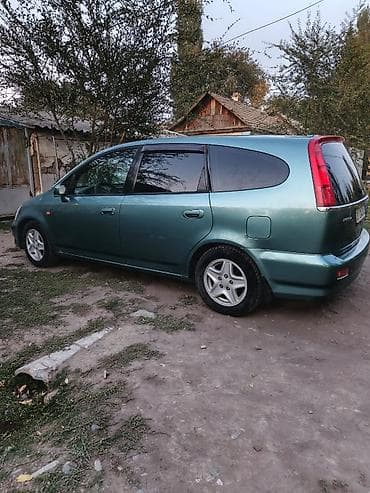 барта: Honda Stream: 2001 г., 2 л, Механика, Бензин, Минивэн — 3